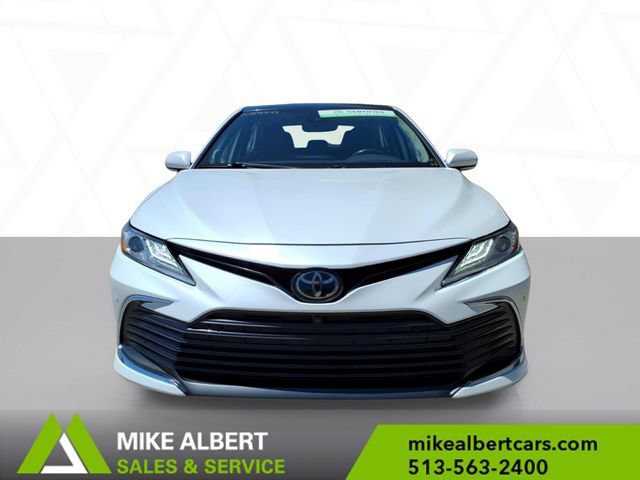 Used 2023 Toyota Camry XLE w/ Navigation Package FWD image 2