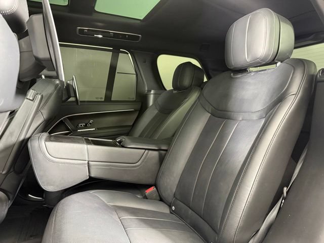 Used 2023 Land Rover Range Rover Autobiography AWD/4WD image 23