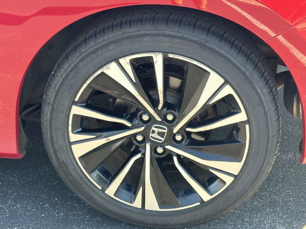 Used 2017 Honda Accord EX-L image 7