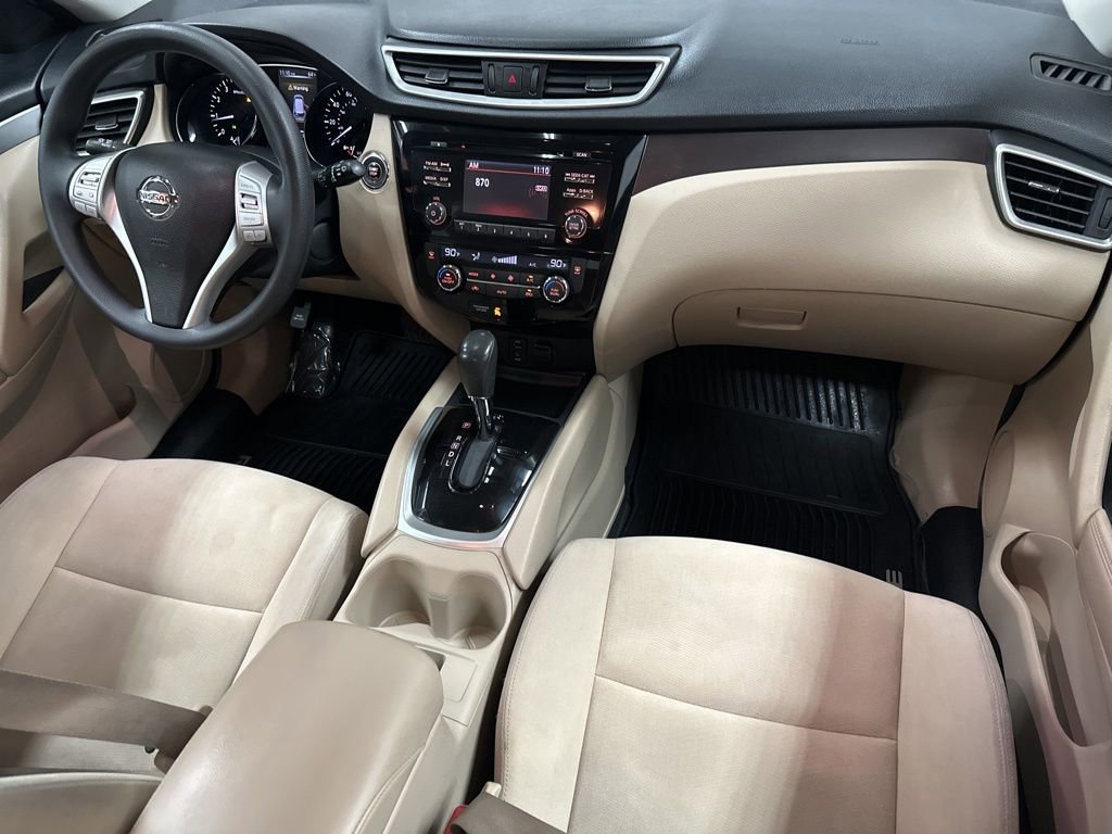 Used 2016 Nissan Rogue SV image 12