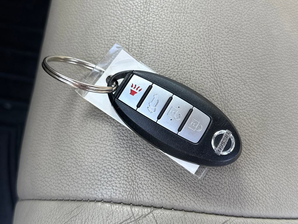 Used 2014 Nissan Murano LE w/ Platinum Edition Package image 30