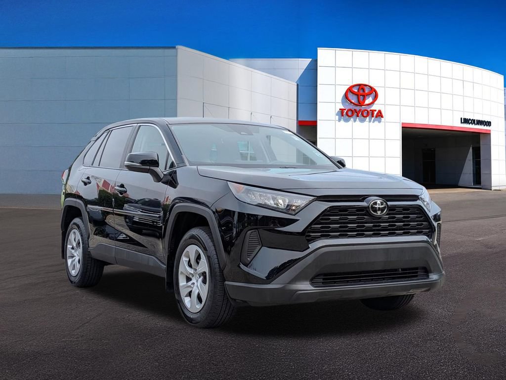 Used 2022 Toyota RAV4 LE AWD/4WD image 6