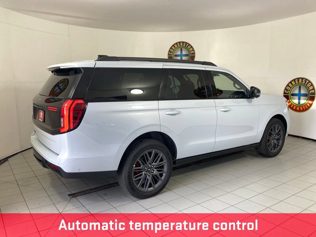 Used 2025 Ford Expedition Platinum w/ Stealth Performance Package AWD/4WD image 23