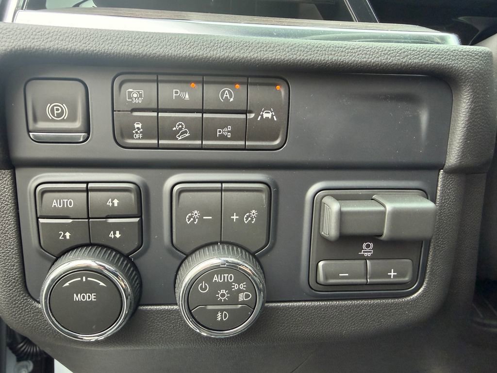 New 2026 Chevrolet Tahoe Premier image 18