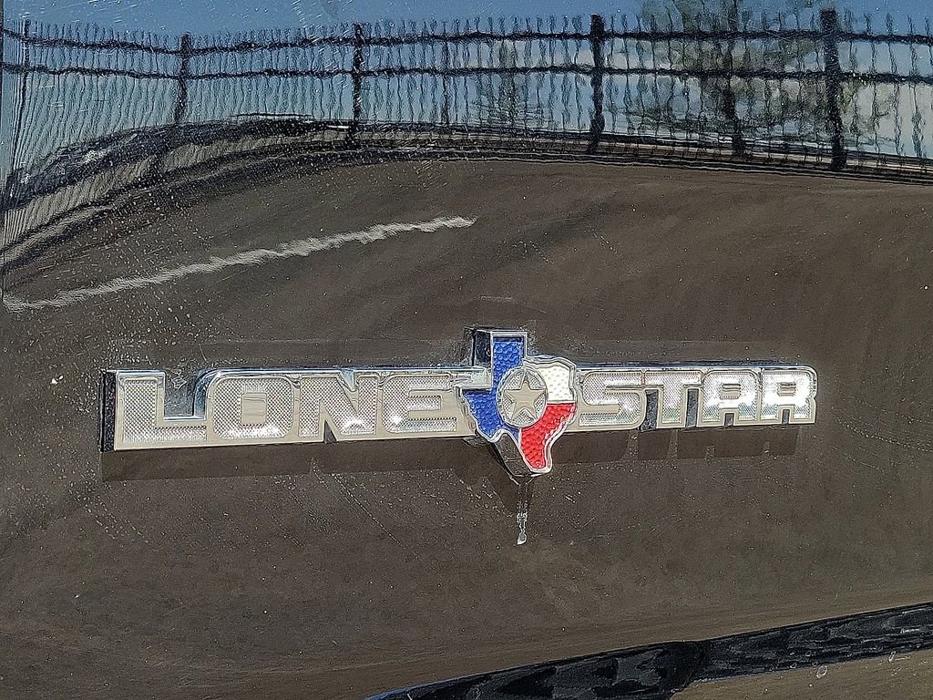 Used 2025 RAM 1500 Lone Star image 9