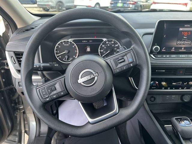 Used 2024 Nissan Rogue SV image 14