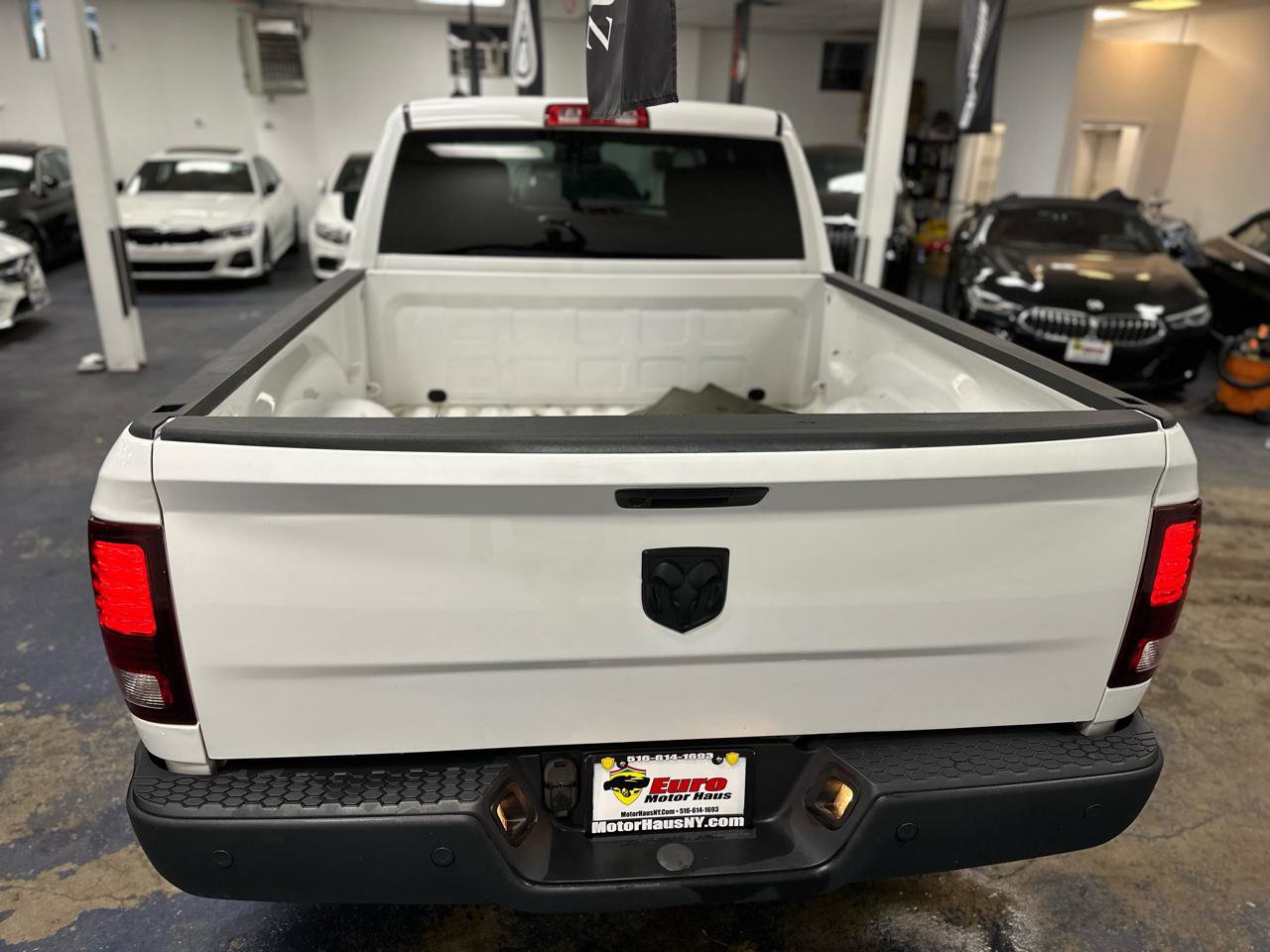 Used 2021 RAM 1500 Classic Warlock w/ Electronics Group AWD/4WD image 9