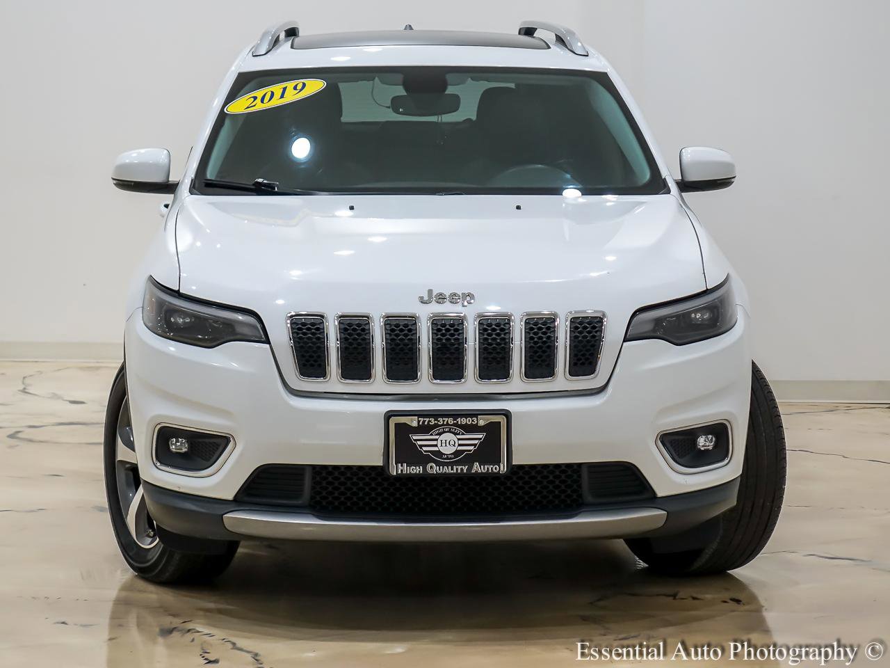 Used 2019 Jeep Cherokee Limited image 5