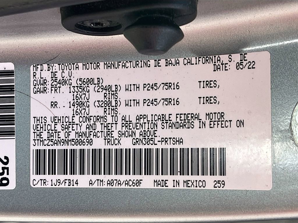 Used 2022 Toyota Tacoma SR image 29