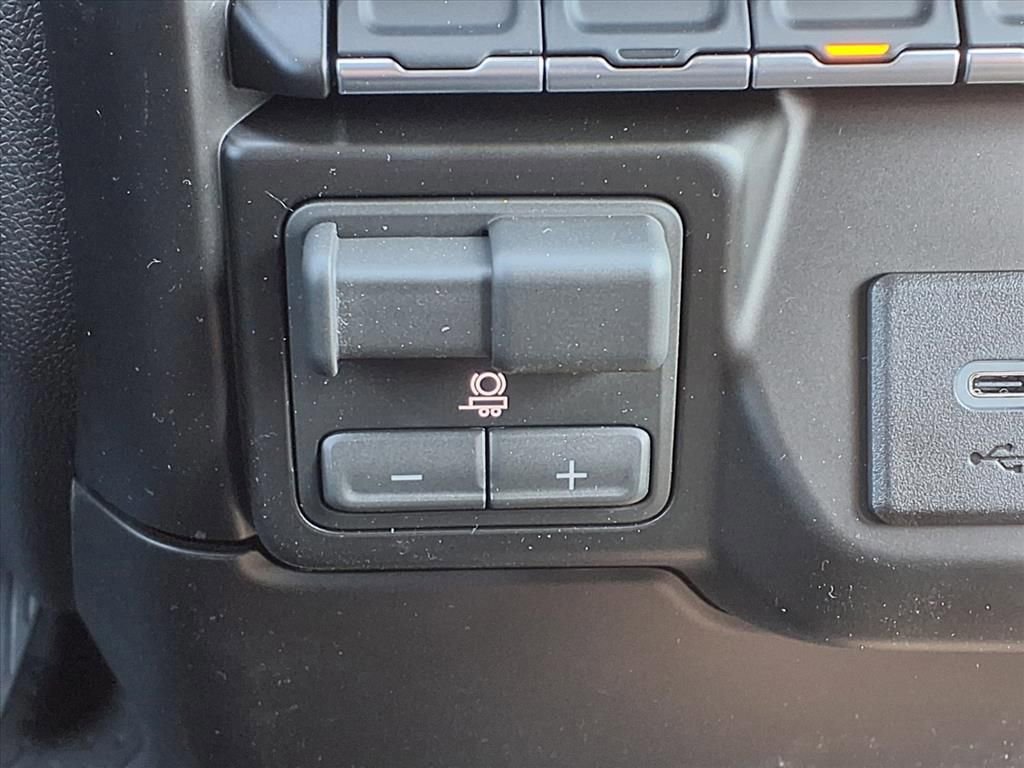 New 2026 Chevrolet Silverado 1500 Custom RWD image 9