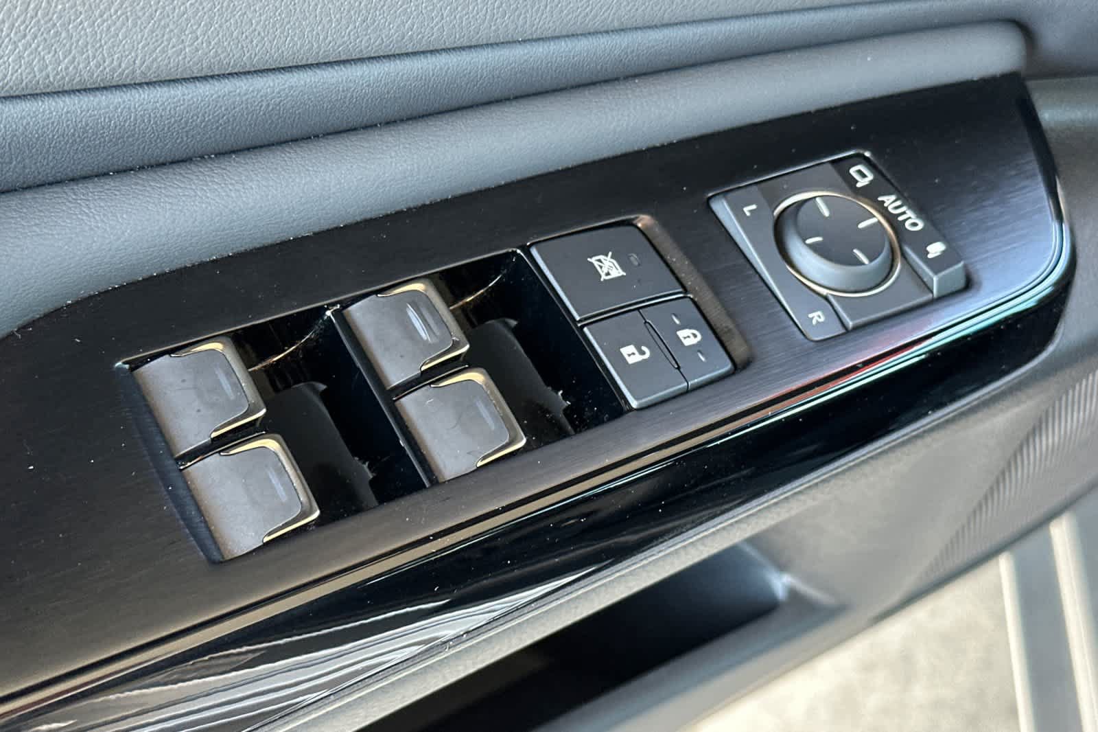 Certified 2023 Lexus ES 350 F Sport w/ Accessory Package (Z1) FWD image 13