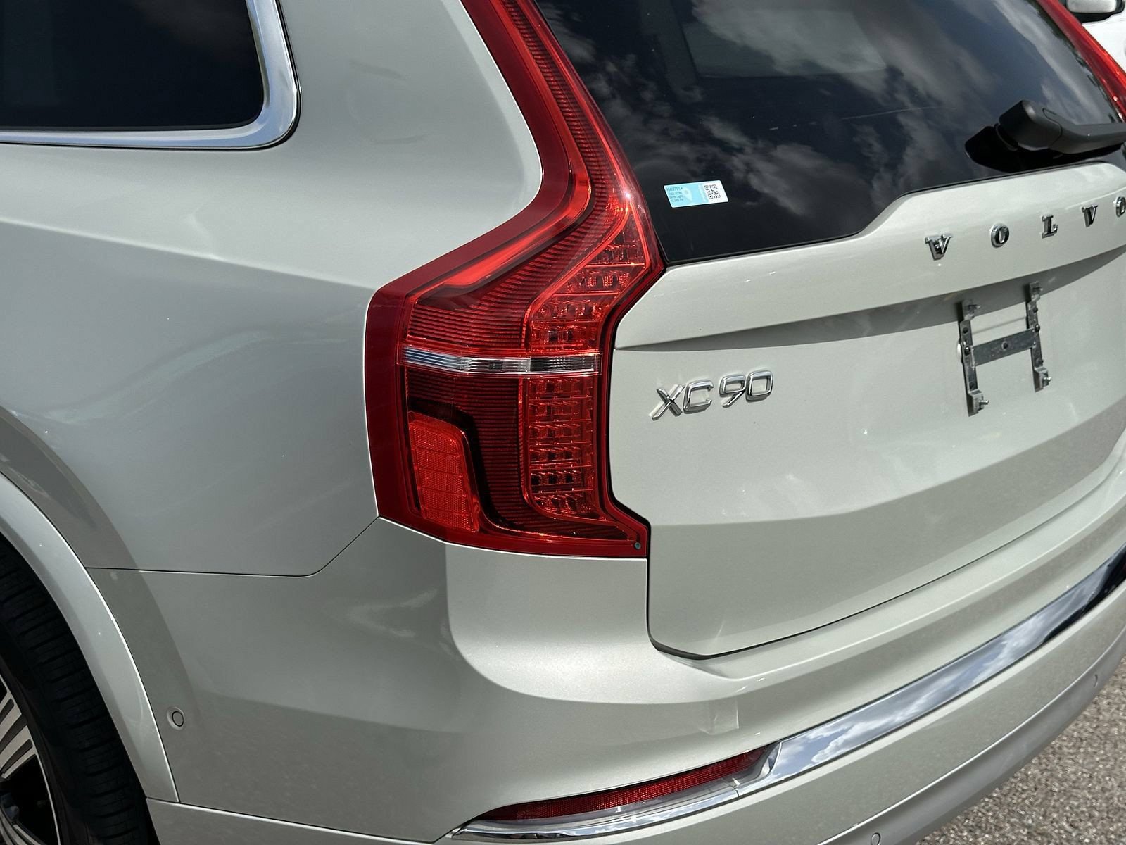 Used 2022 Volvo XC90 T8 Inscription w/ Advanced Package AWD/4WD image 8