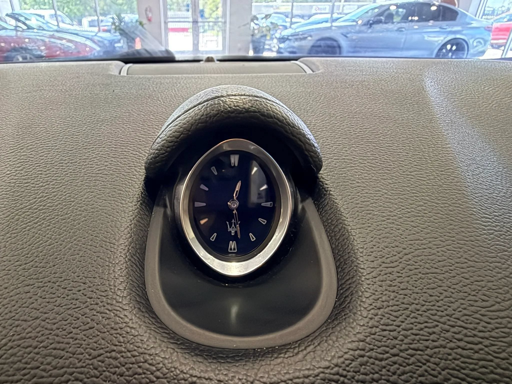 Used 2016 Maserati Ghibli RWD image 32