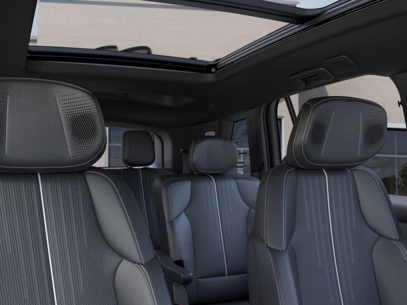 New 2026 Cadillac Vistiq Sport w/ LPO, Floor Liner Package image 24