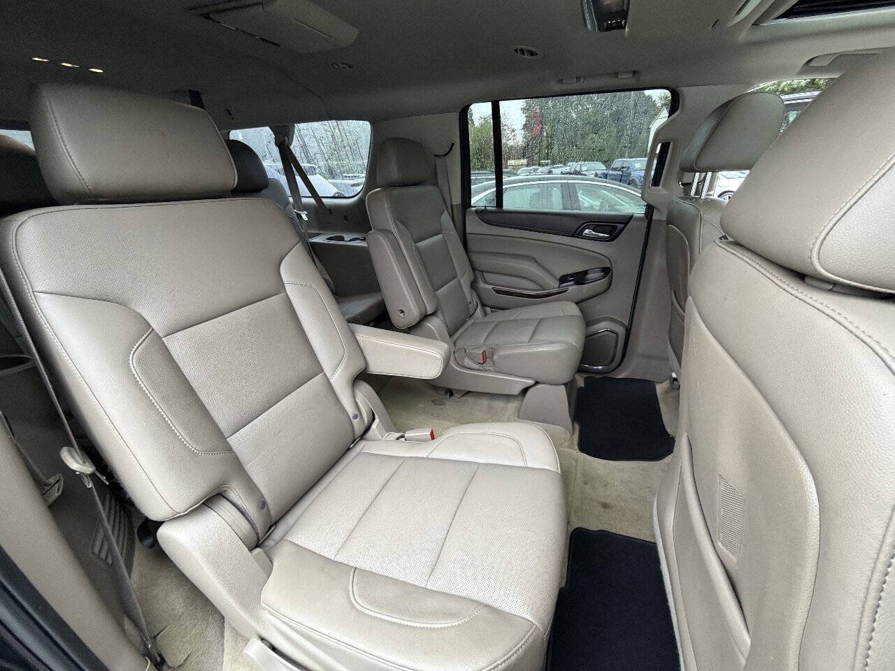 Used 2016 GMC Yukon XL SLT w/ Open Road Package RWD image 16