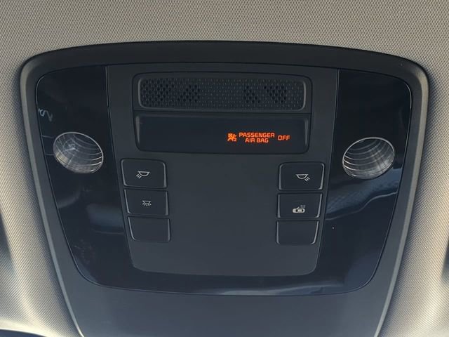 Used 2024 Kia Carnival LX image 23