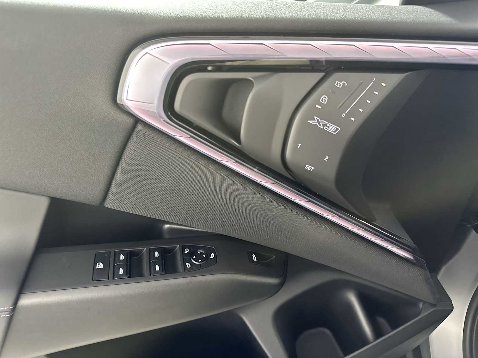 New 2025 BMW X3 xDrive30i w/ Premium Package image 13