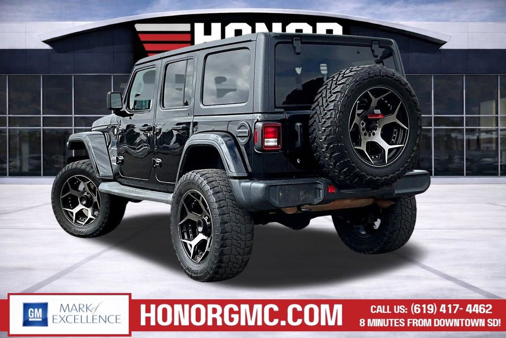 Used 2019 Jeep Wrangler Unlimited Sahara image 4