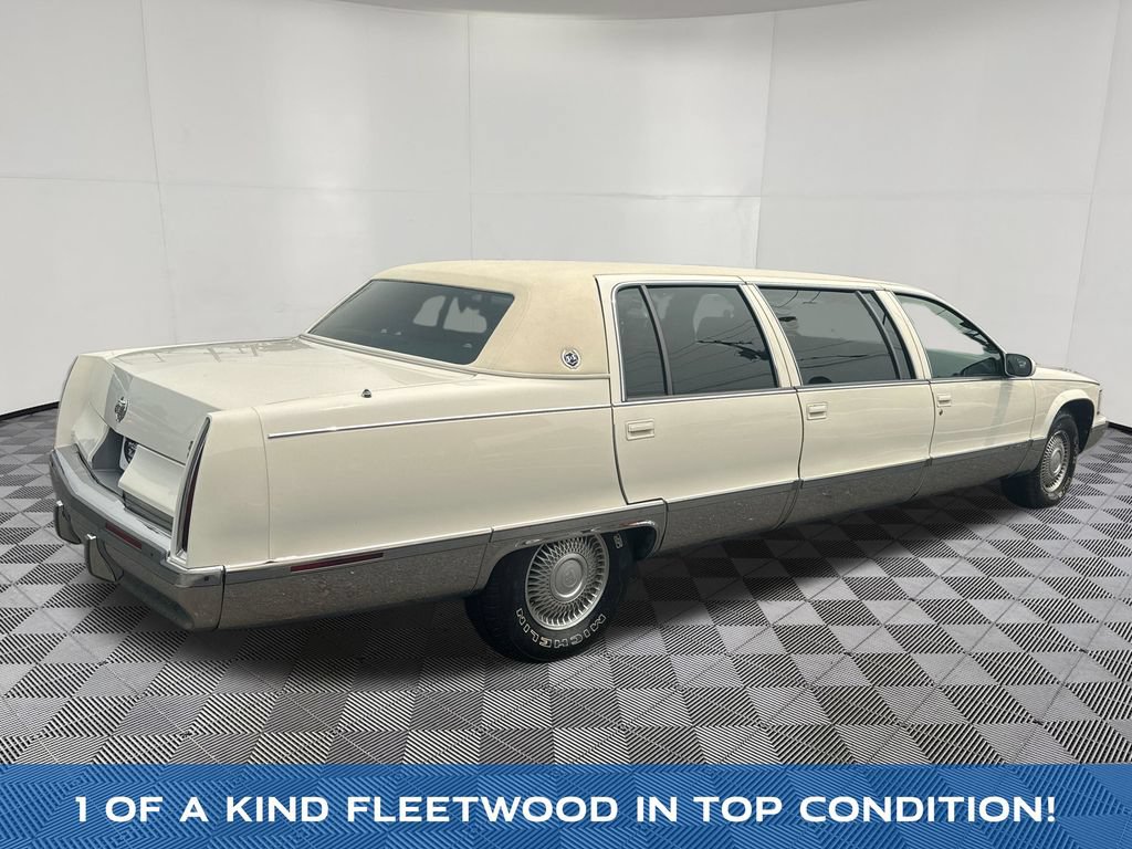 Used 1995 Cadillac Fleetwood Brougham RWD image 5