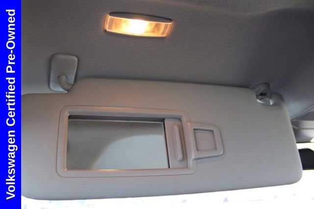 Used 2024 Volkswagen Jetta SE image 44