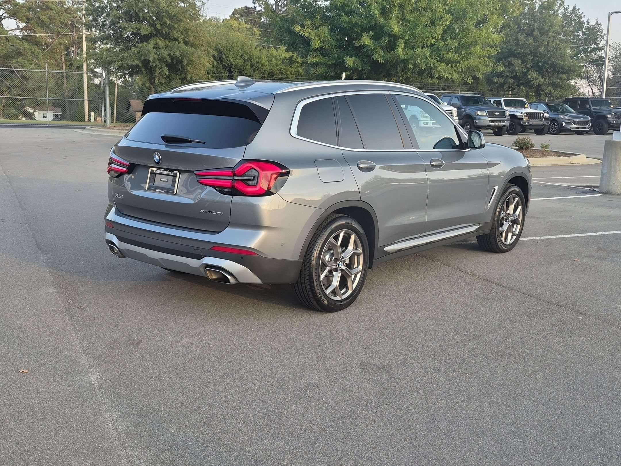 Used 2023 BMW X3 xDrive30i w/ Premium Package w/ZPA AWD/4WD image 4