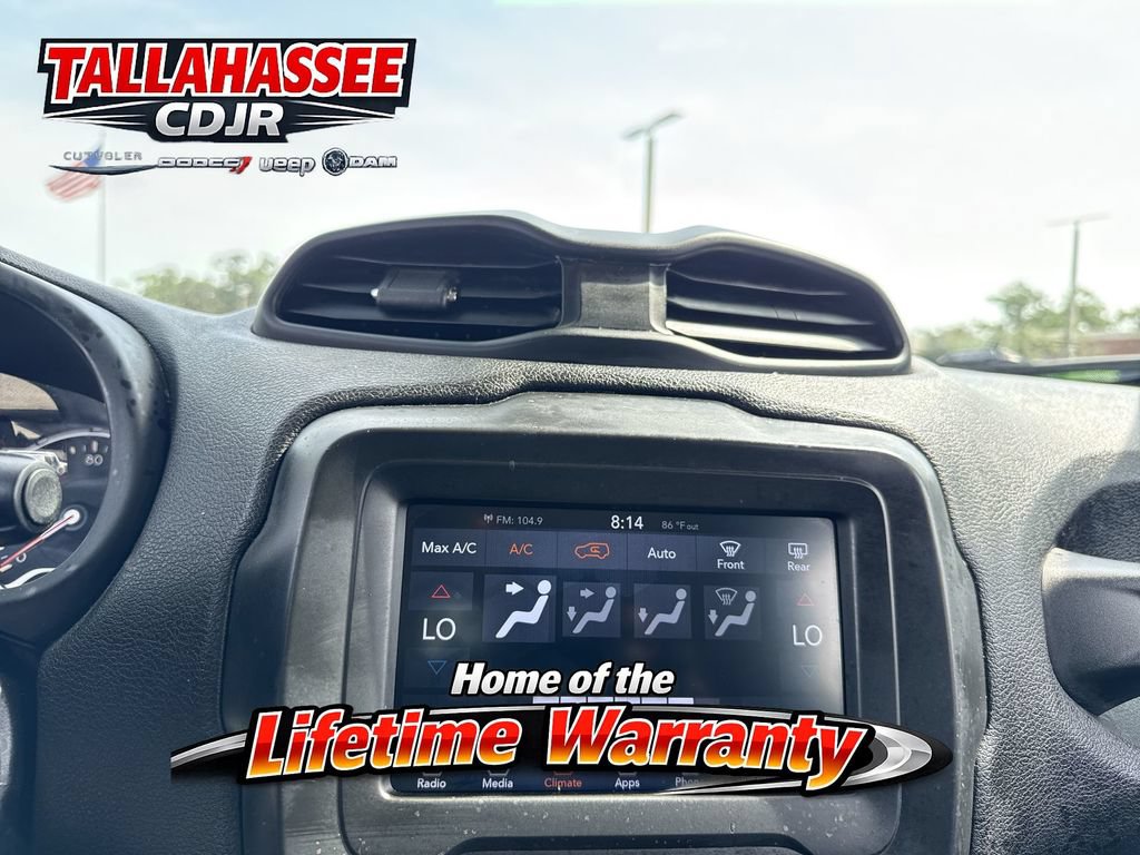 Used 2020 Jeep Renegade Altitude FWD image 21