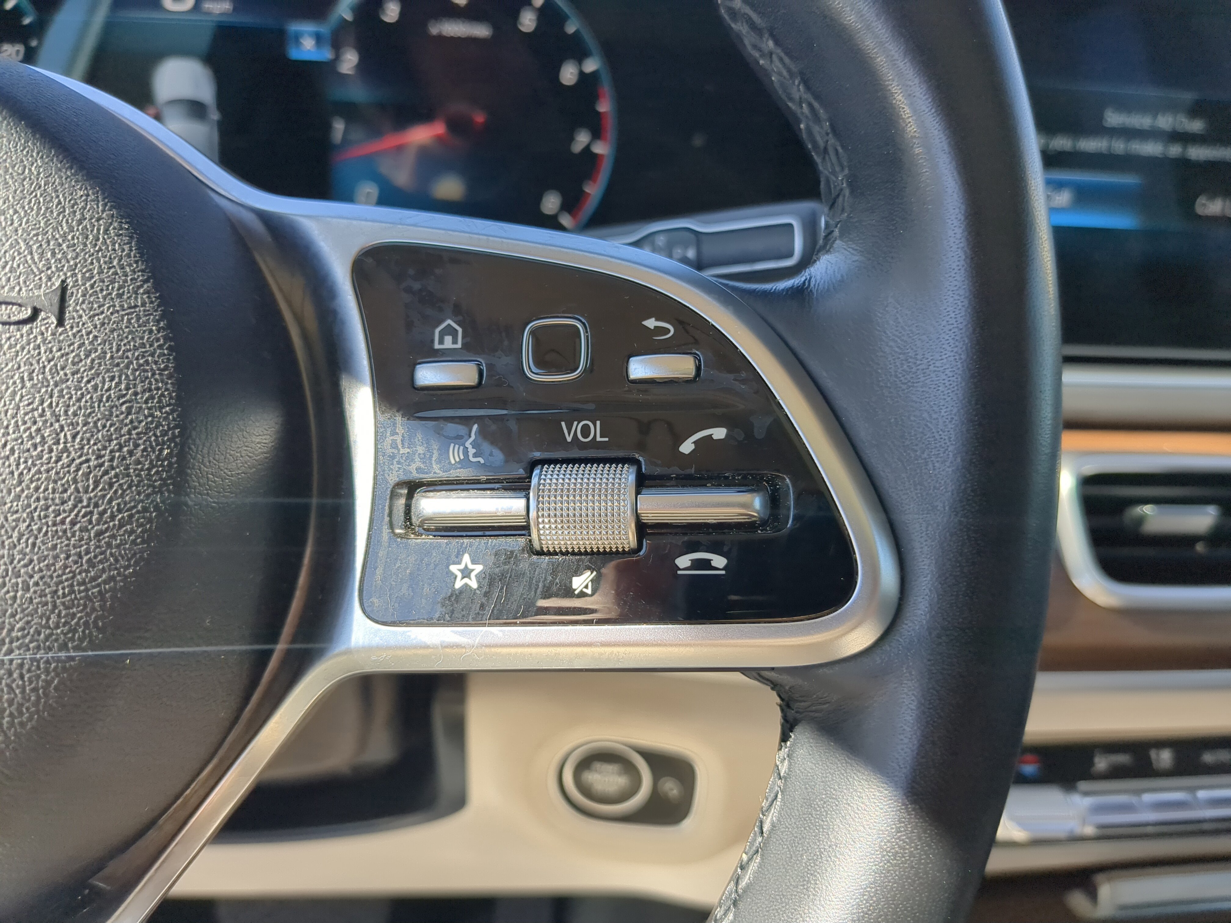 Certified 2023 Mercedes-Benz GLE 450 4MATIC image 22