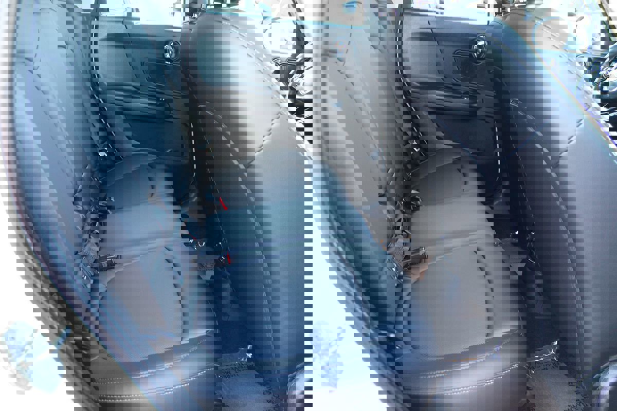 Used 2018 MINI Cooper Countryman FWD image 23