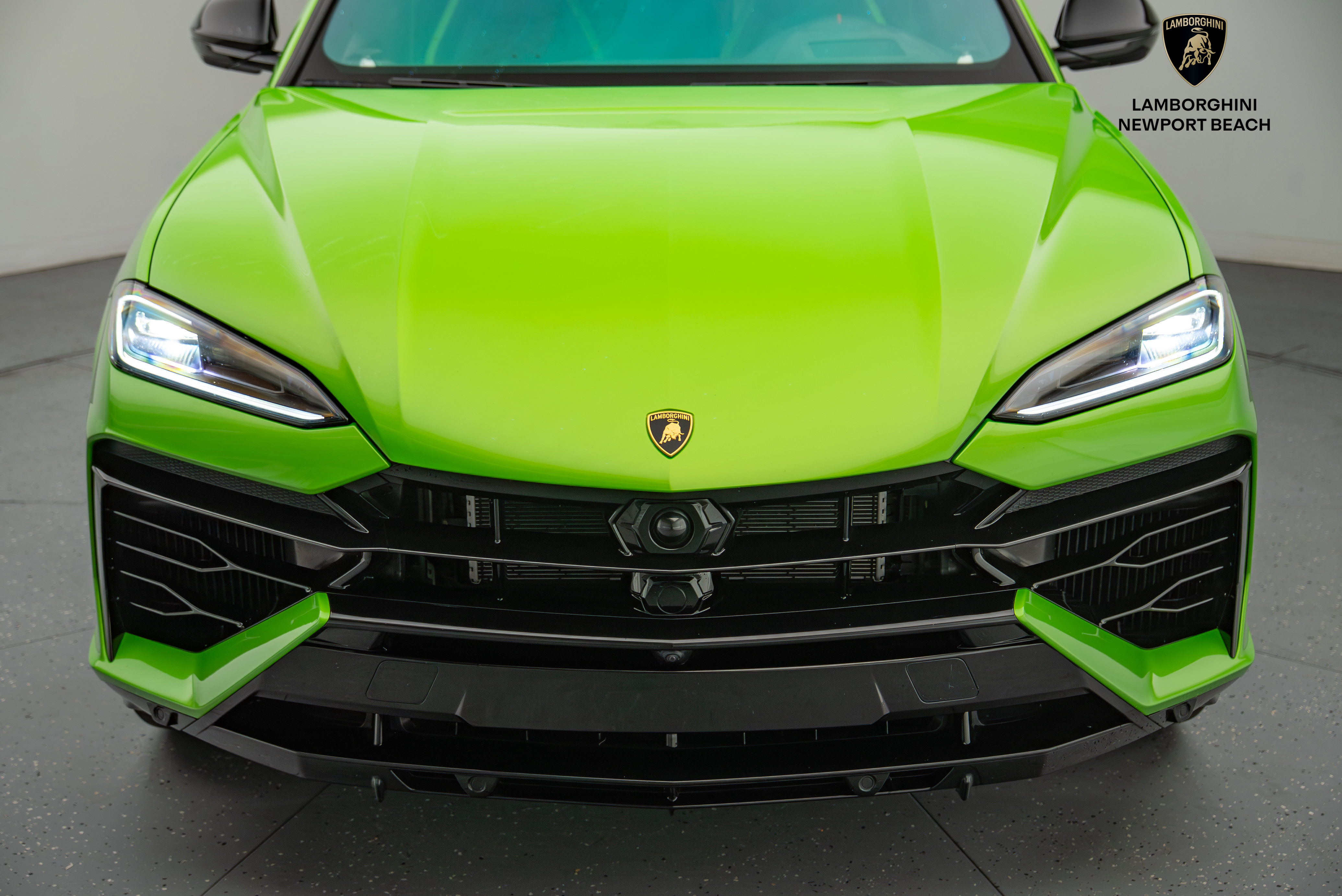 Used 2025 Lamborghini Urus SE image 9