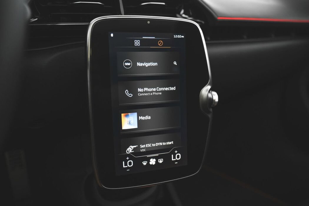 Used 2025 McLaren Artura Spider RWD image 28