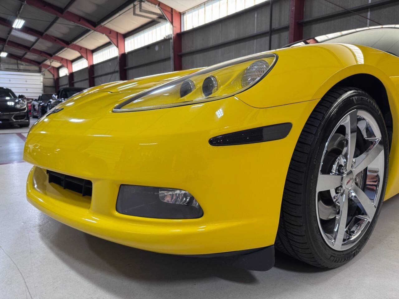 Used 2008 Chevrolet Corvette Coupe w/ Preferred Equipment Group RWD image 21