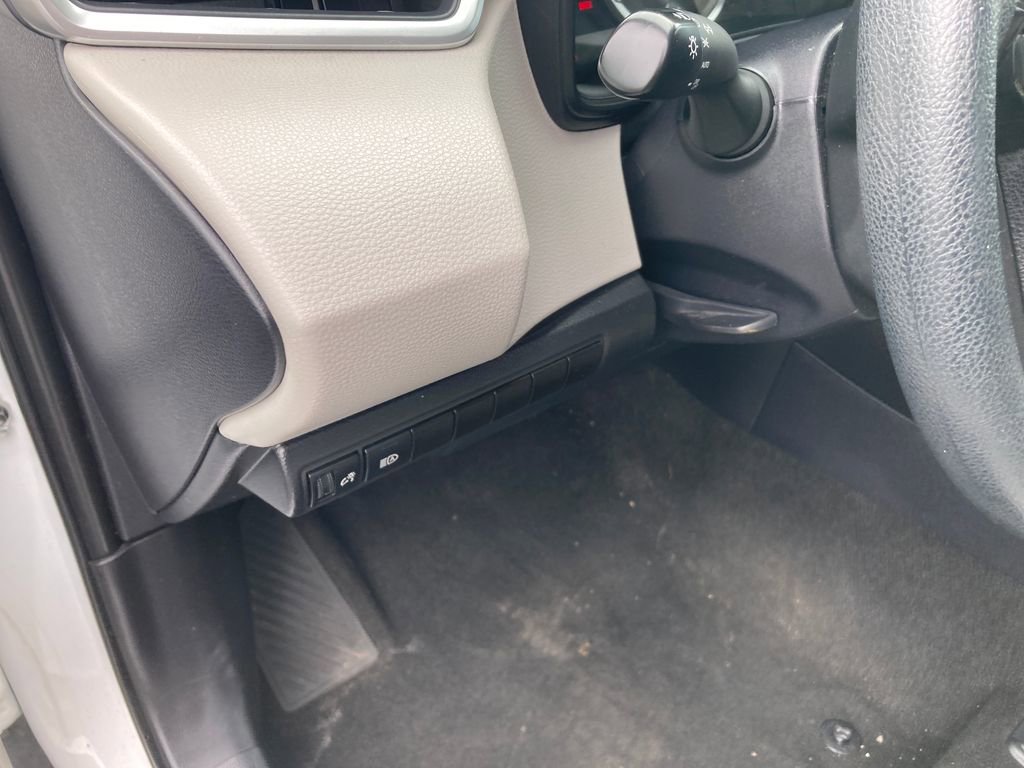 Used 2022 Toyota Corolla LE FWD image 17