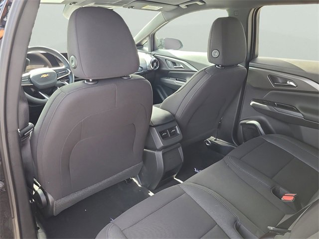 New 2026 Chevrolet Equinox EV LT image 15