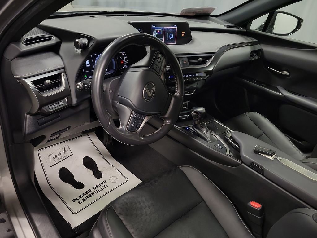 Used 2021 Lexus UX 250h w/ Premium Package image 13