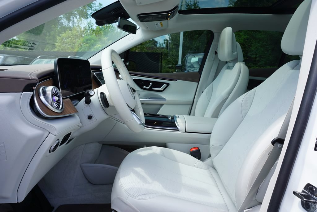 Certified 2023 Mercedes-Benz EQE 350+ SUV image 11