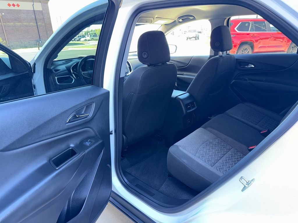 Used 2024 Chevrolet Equinox LT AWD/4WD image 12