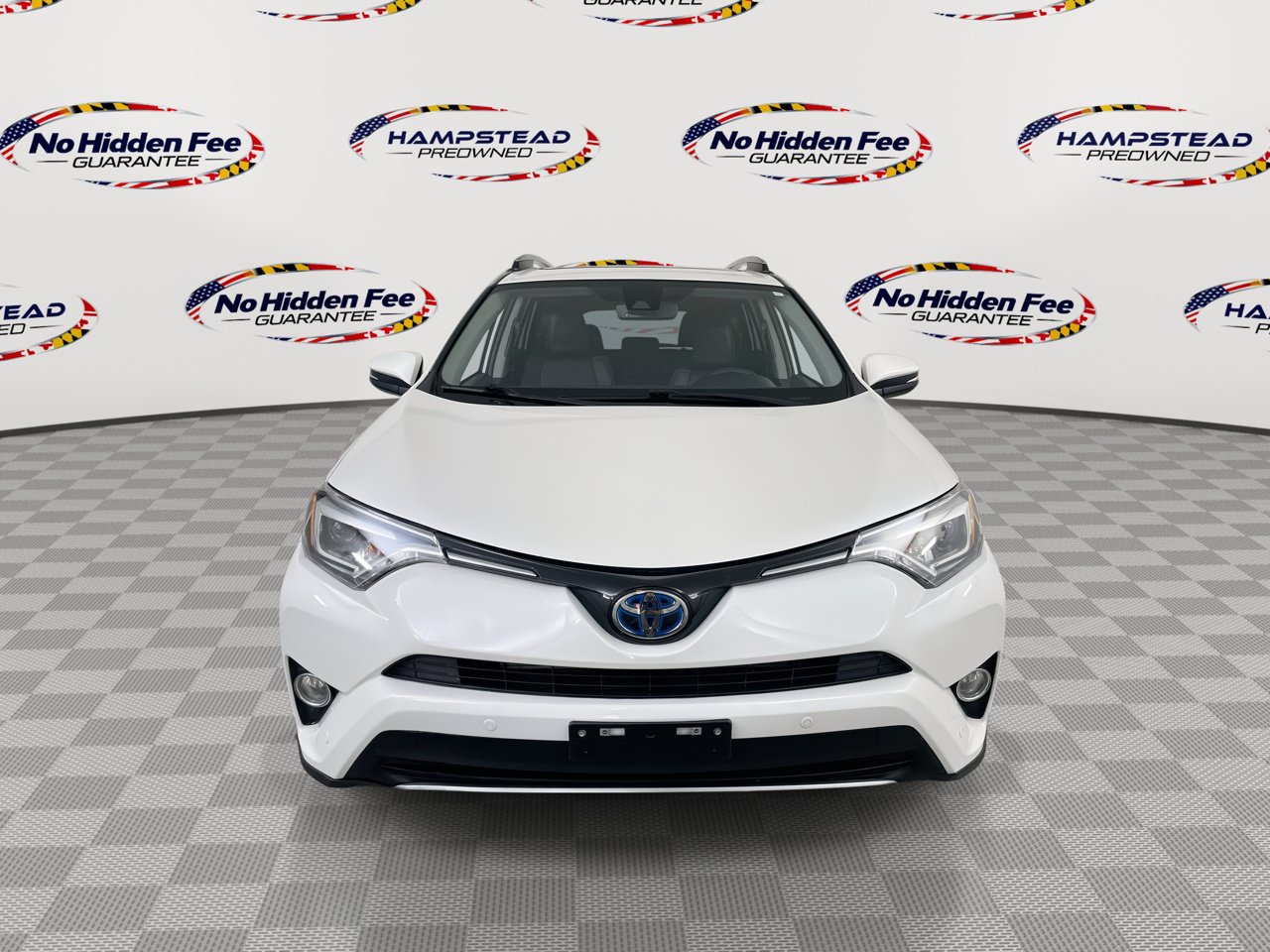Used 2018 Toyota RAV4 Limited AWD/4WD image 4