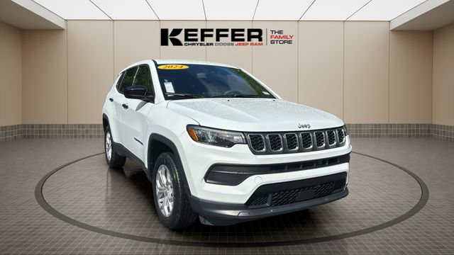 Certified 2024 Jeep Compass Sport AWD/4WD image 8