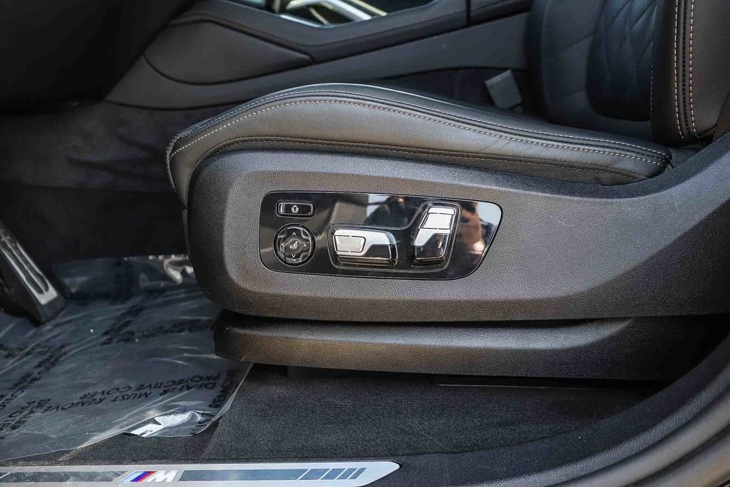 Used 2025 BMW X6 xDrive40i AWD/4WD image 20