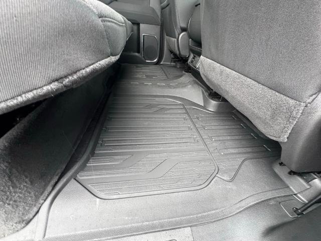 New 2025 GMC Sierra 1500 Elevation image 31