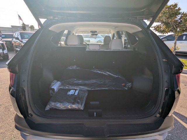 Used 2026 Hyundai Tucson SEL FWD image 13