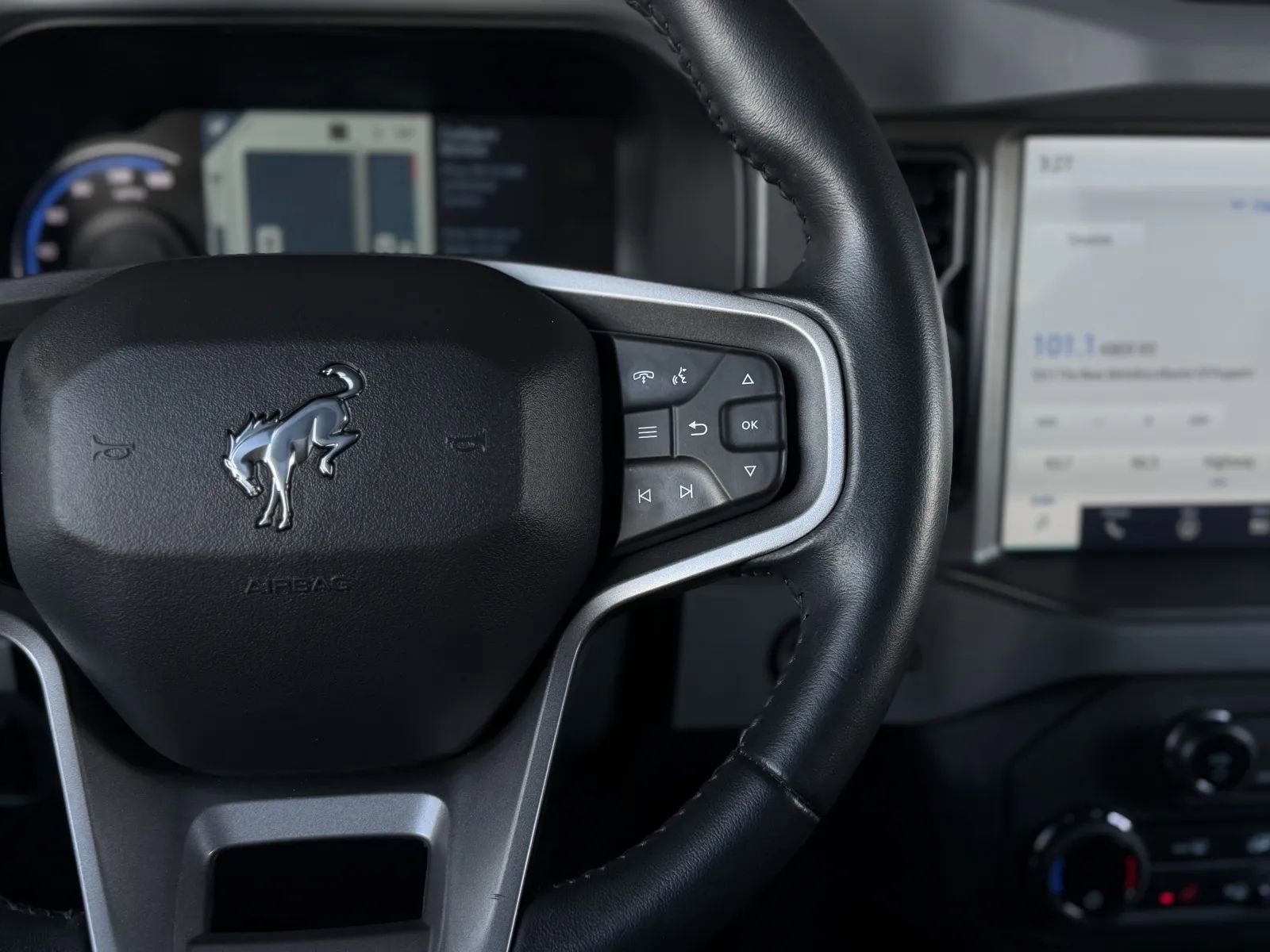 Used 2024 Ford Bronco Big Bend image 24