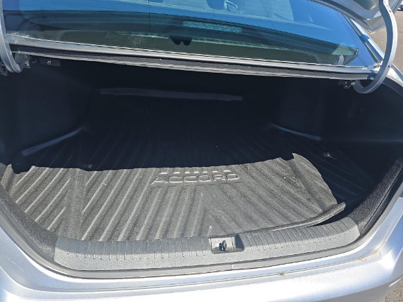 Used 2025 Honda Accord Sport image 5