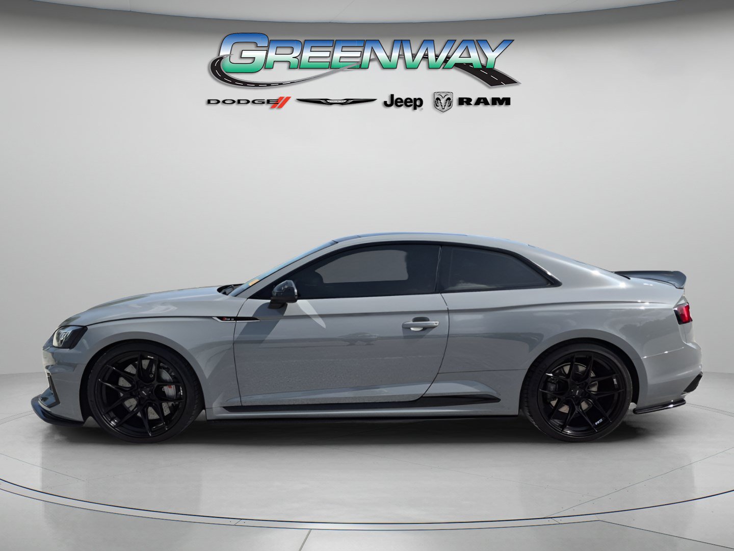 Used 2018 Audi RS 5 w/ Dynamic Plus Package AWD/4WD image 2