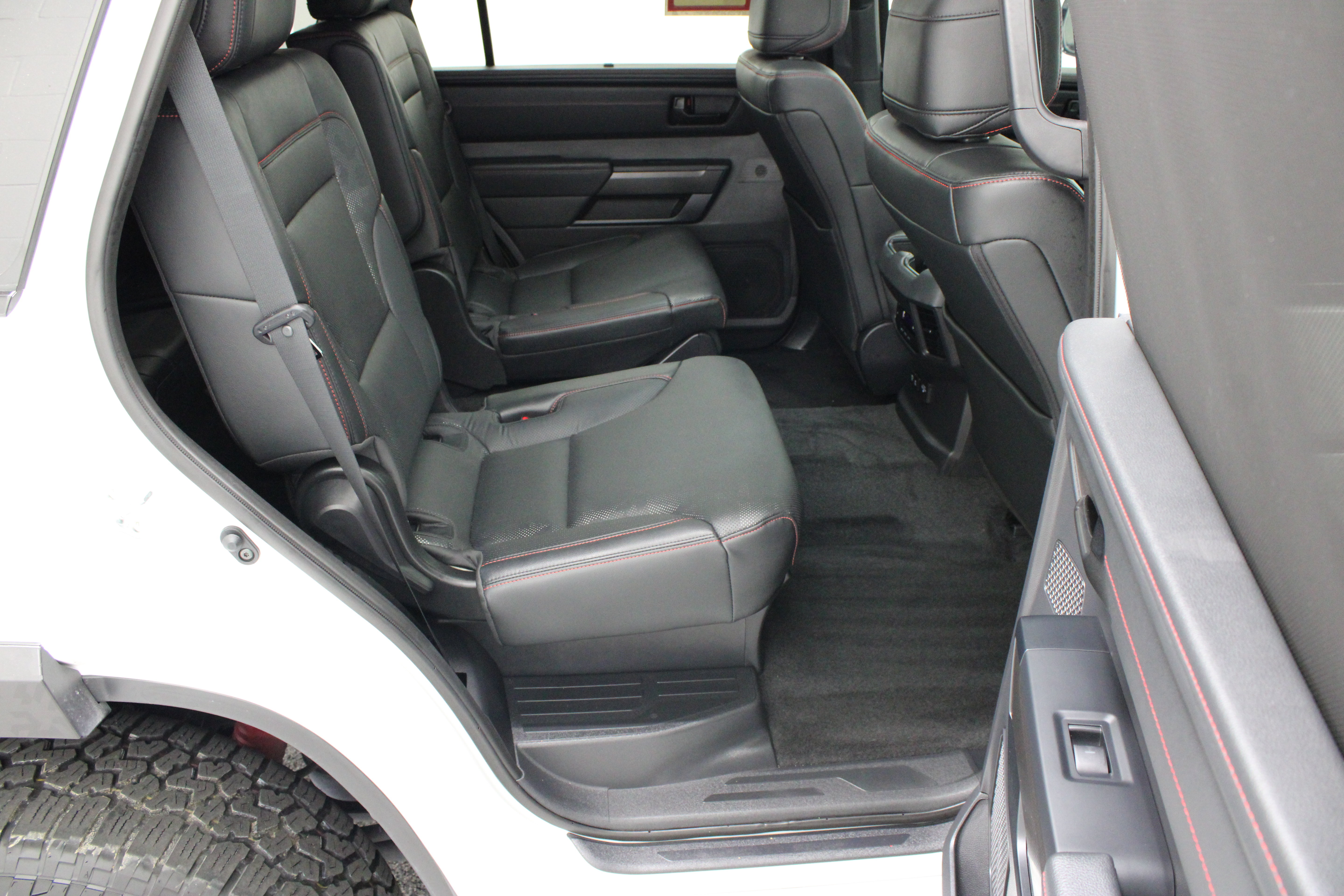 Used 2026 Toyota Sequoia TRD Pro AWD/4WD image 40