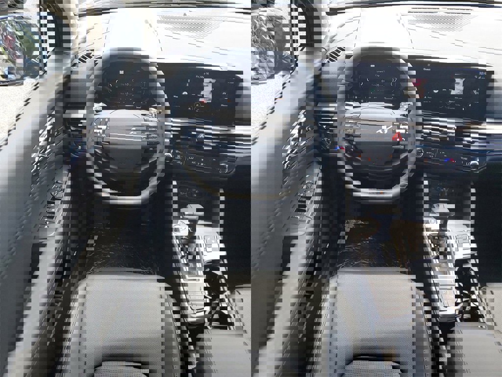 New 2026 Kia Sportage SX image 25