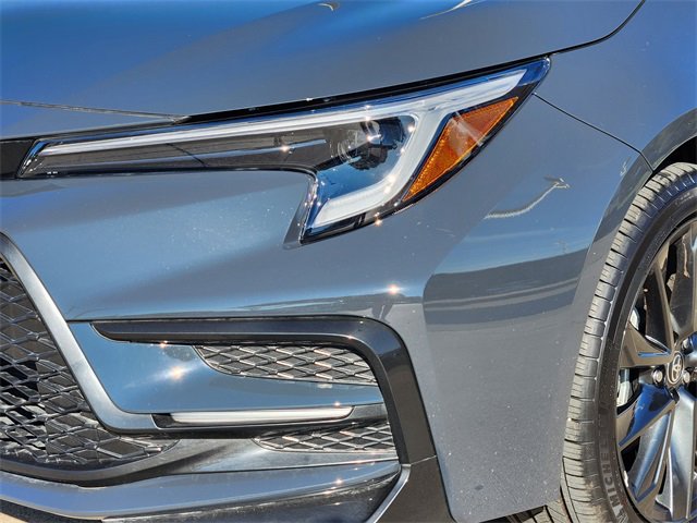 Certified 2025 Toyota Corolla SE image 6