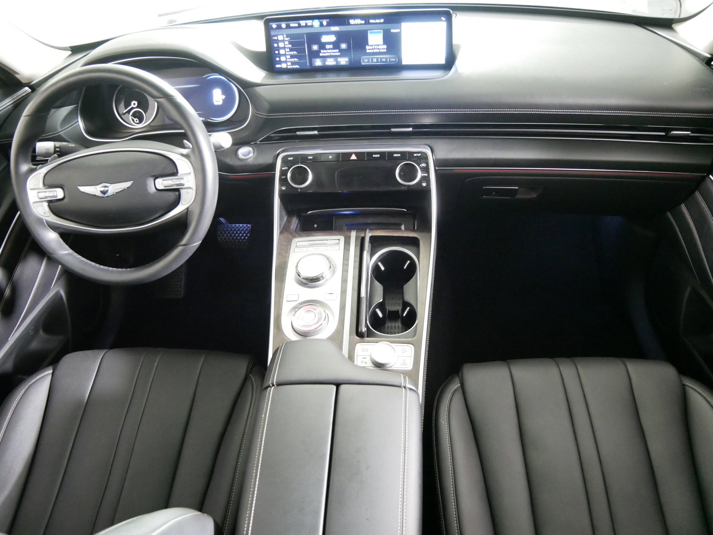 Used 2023 Genesis GV80 3.5T AWD/4WD image 10