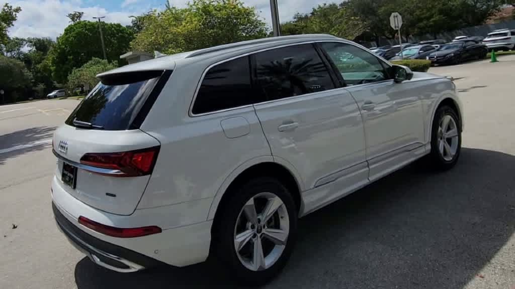 Certified 2023 Audi Q7 2.0T Premium Plus AWD/4WD image 8