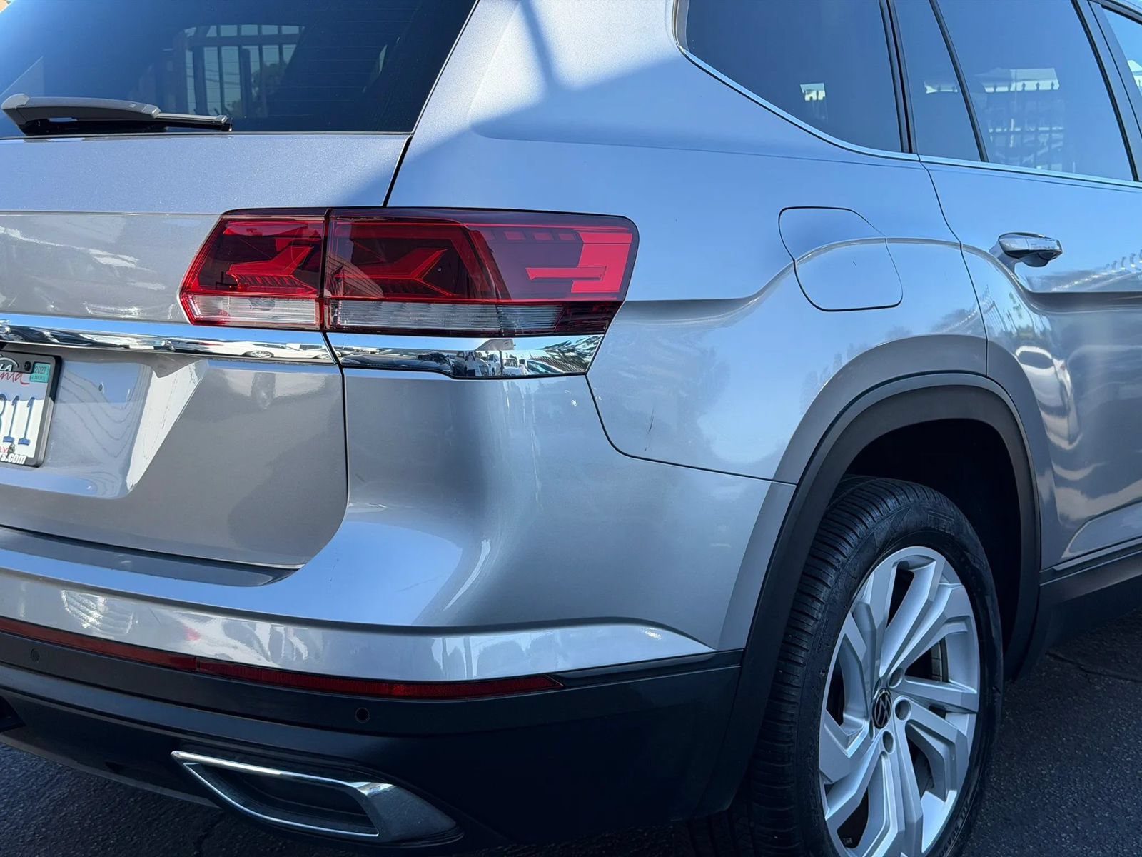 Used 2021 Volkswagen Atlas SE w/ Panoramic Sunroof Package FWD image 21